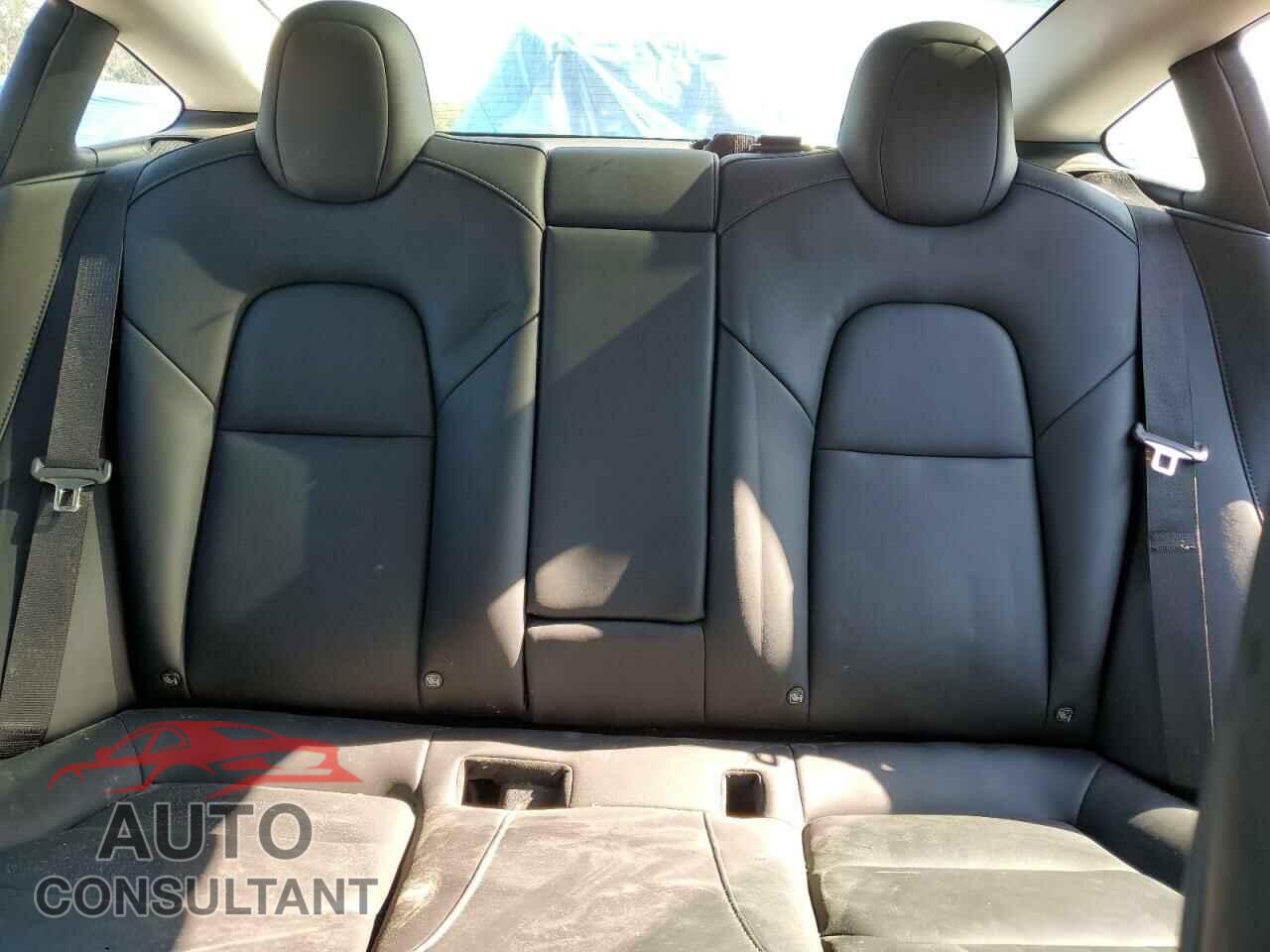 TESLA MODEL 3 2023 - 5YJ3E1EC4PF560932