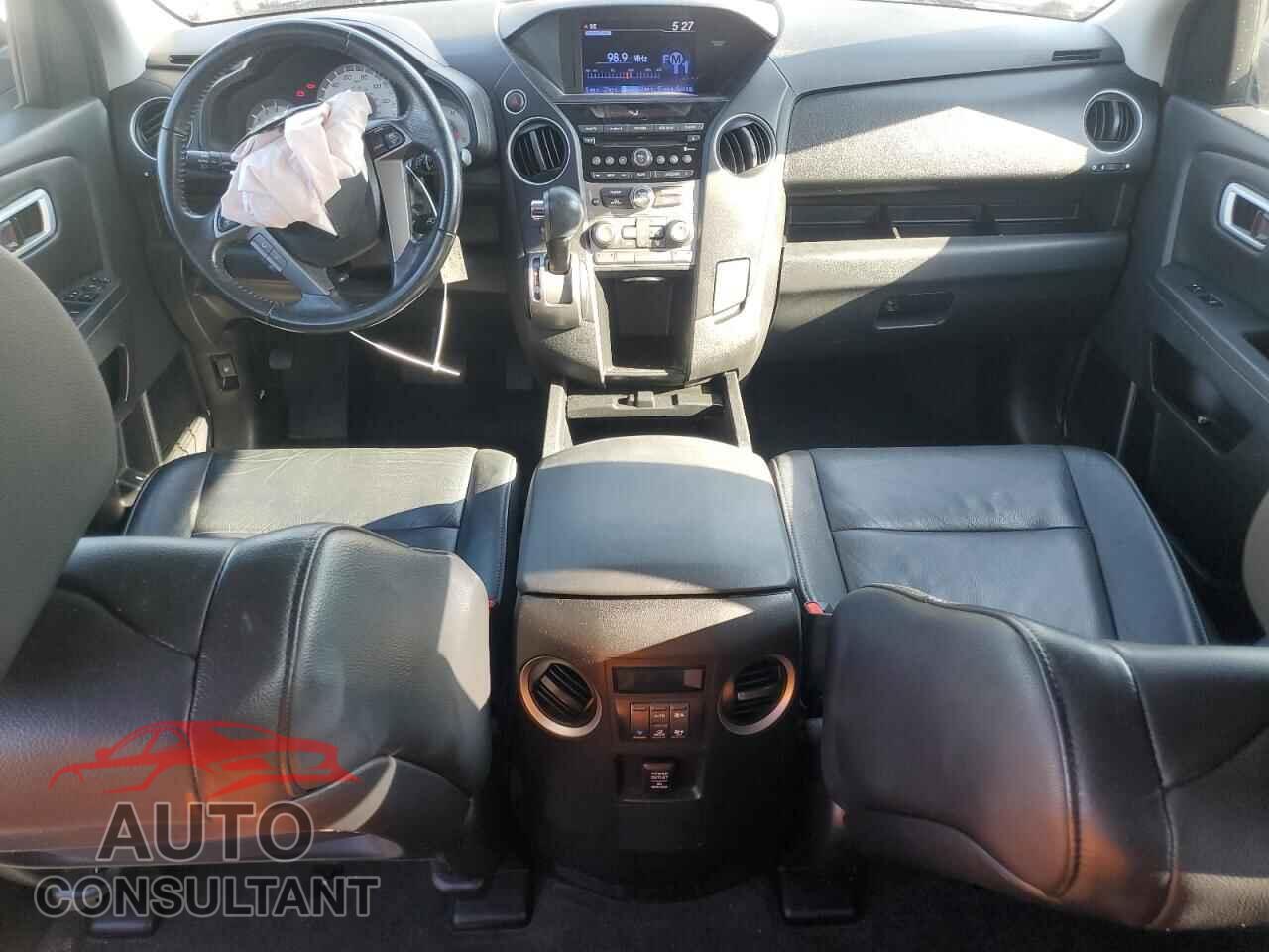 HONDA PILOT 2013 - 5FNYF3H58DB011323