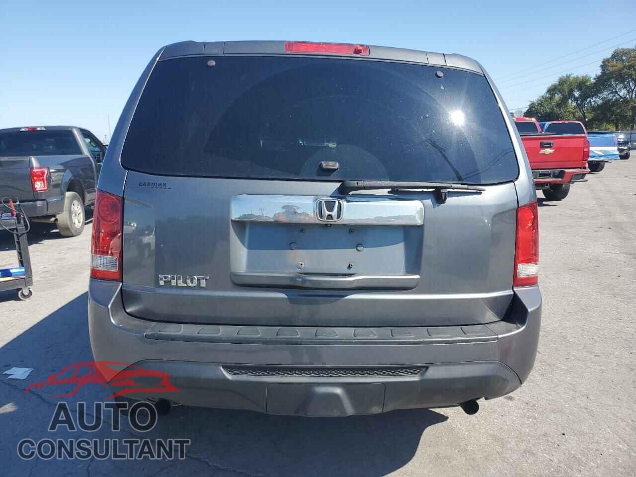 HONDA PILOT 2013 - 5FNYF3H21DB038093