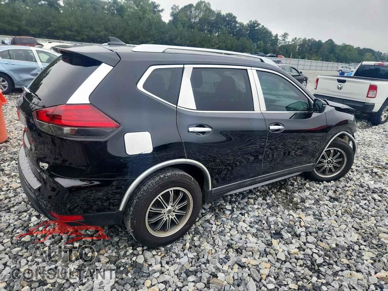 NISSAN ROGUE 2017 - KNMAT2MT9HP582159