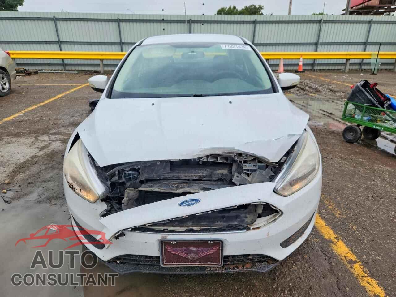 FORD FOCUS 2017 - 1FADP3F29HL229994