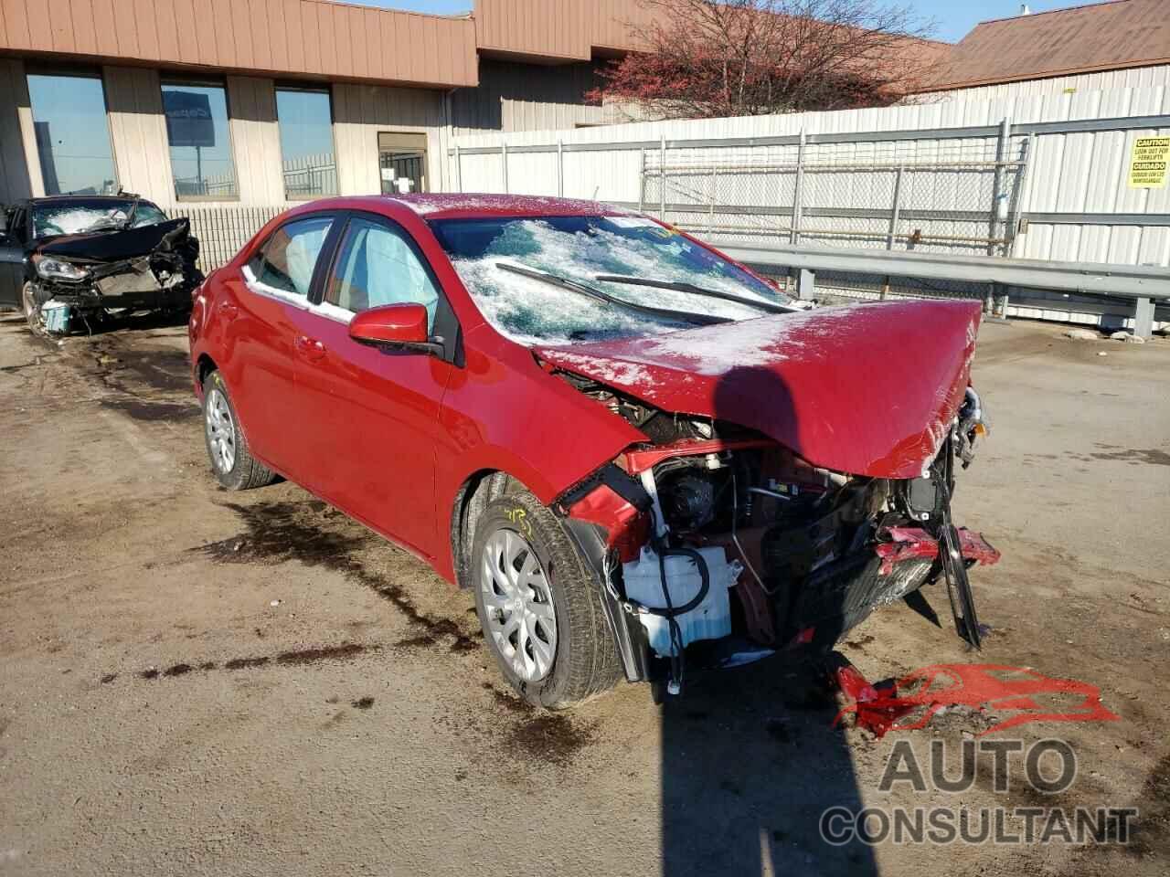 TOYOTA COROLLA 2018 - 5YFBURHE9JP824894