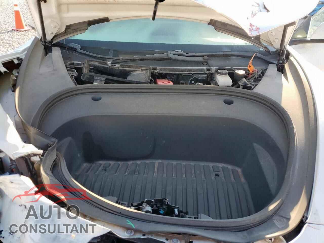 TESLA MODEL 3 2021 - 5YJ3E1EC2MF005649