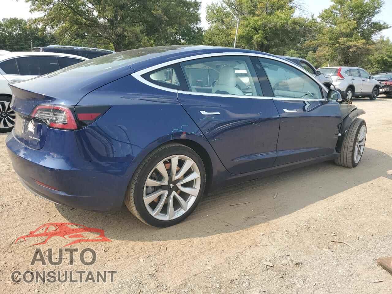 TESLA MODEL 3 2018 - 5YJ3E1EB1JF097789