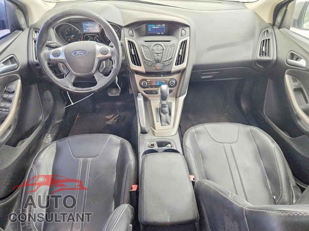 FORD FOCUS 2012 - 1FAHP3H24CL430239