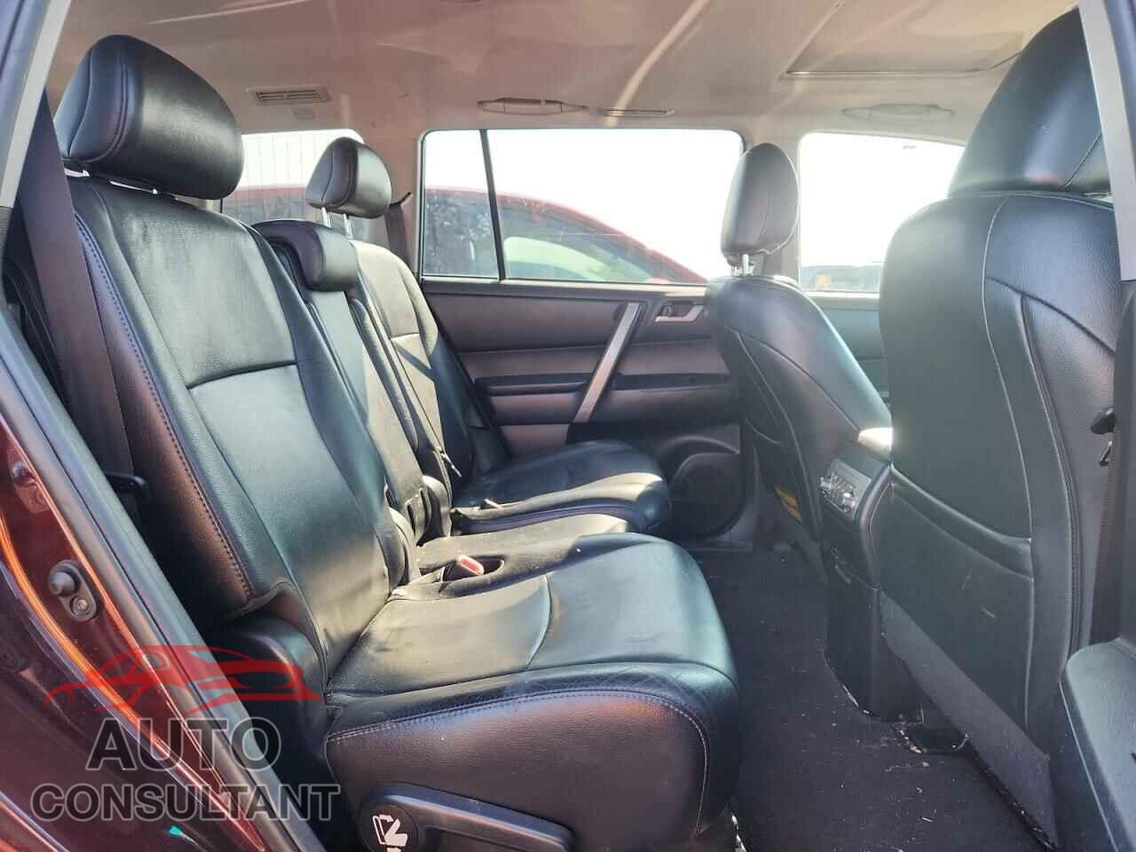 TOYOTA HIGHLANDER 2012 - 5TDBK3EH4CS141187