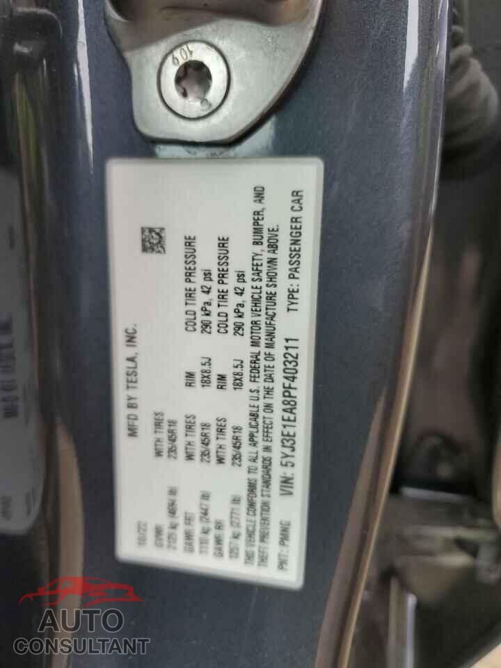 TESLA MODEL 3 2023 - 5YJ3E1EA8PF403211