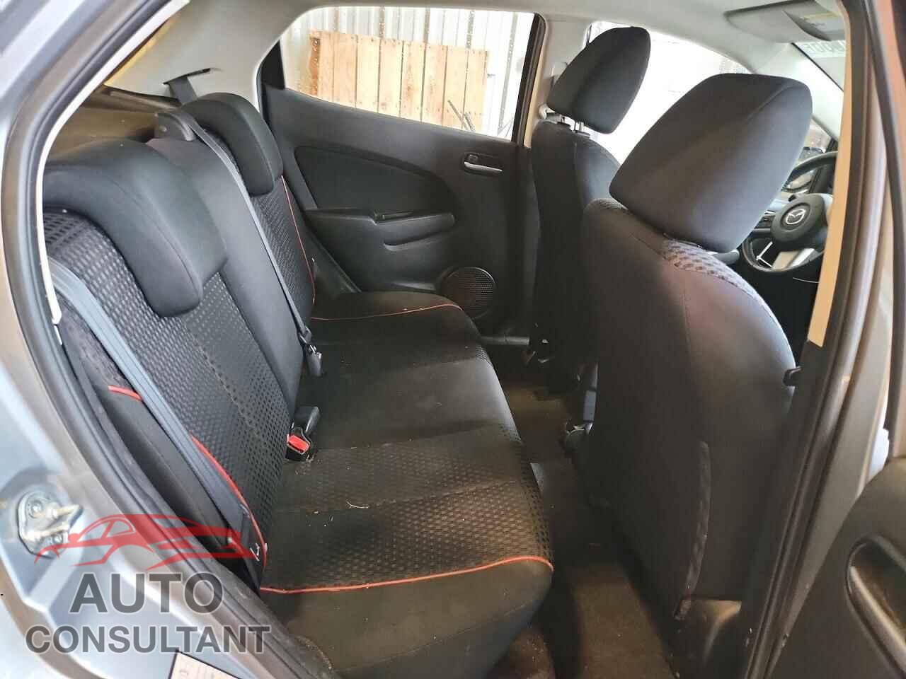 MAZDA 2 2013 - JM1DE1LY7D0158156