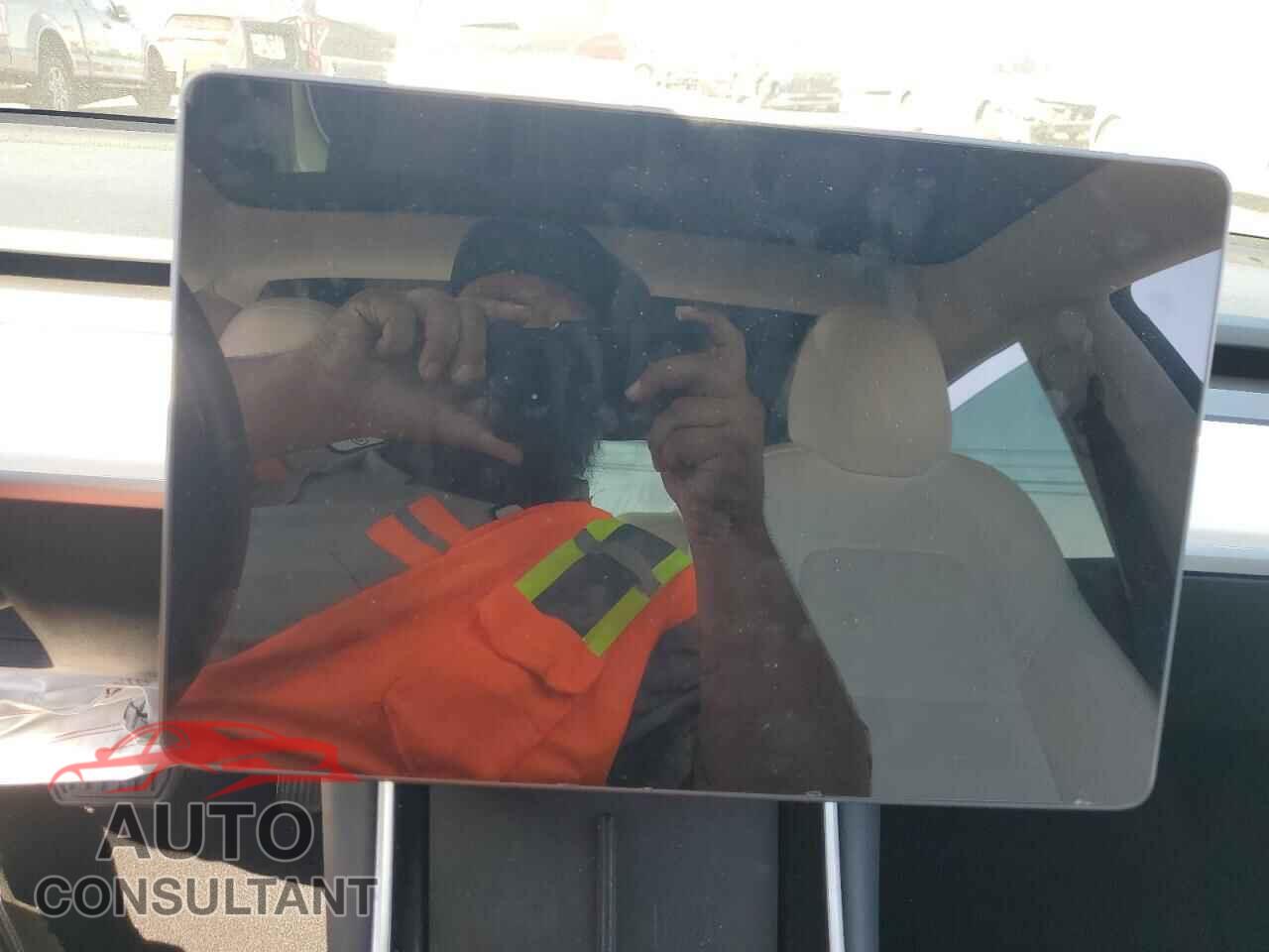 TESLA MODEL 3 2018 - 5YJ3E1EA7JF168839