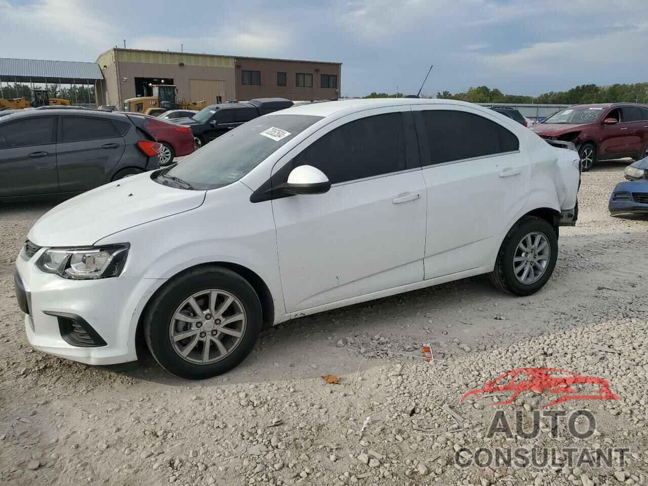 CHEVROLET SONIC 2018 - 1G1JD5SH4J4137986