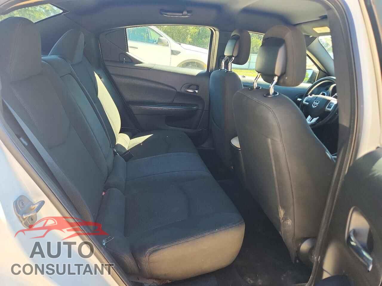 DODGE AVENGER 2011 - 1B3BD1FB4BN557321