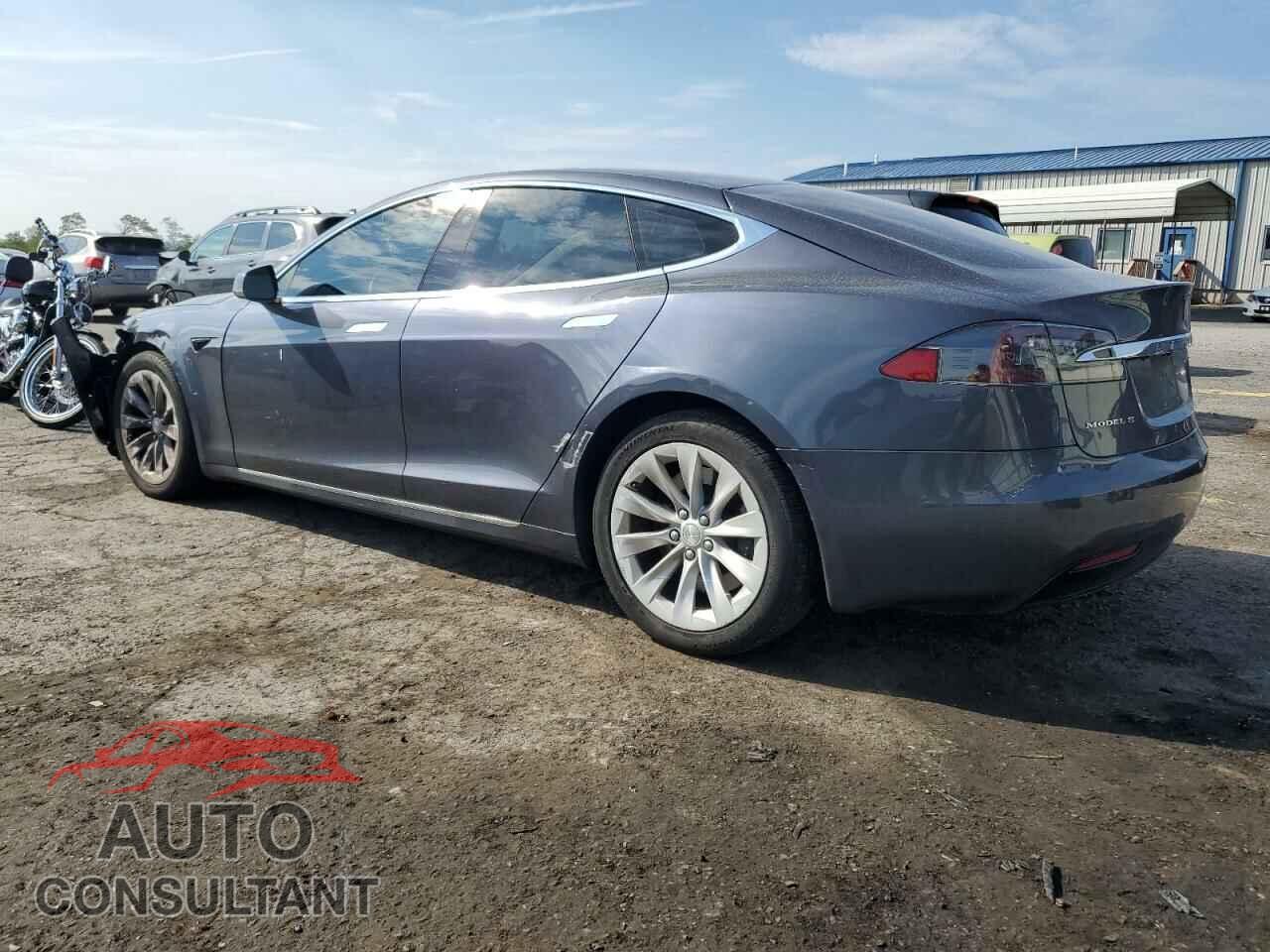 TESLA MODEL S 2017 - 5YJSA1E1XHF197138