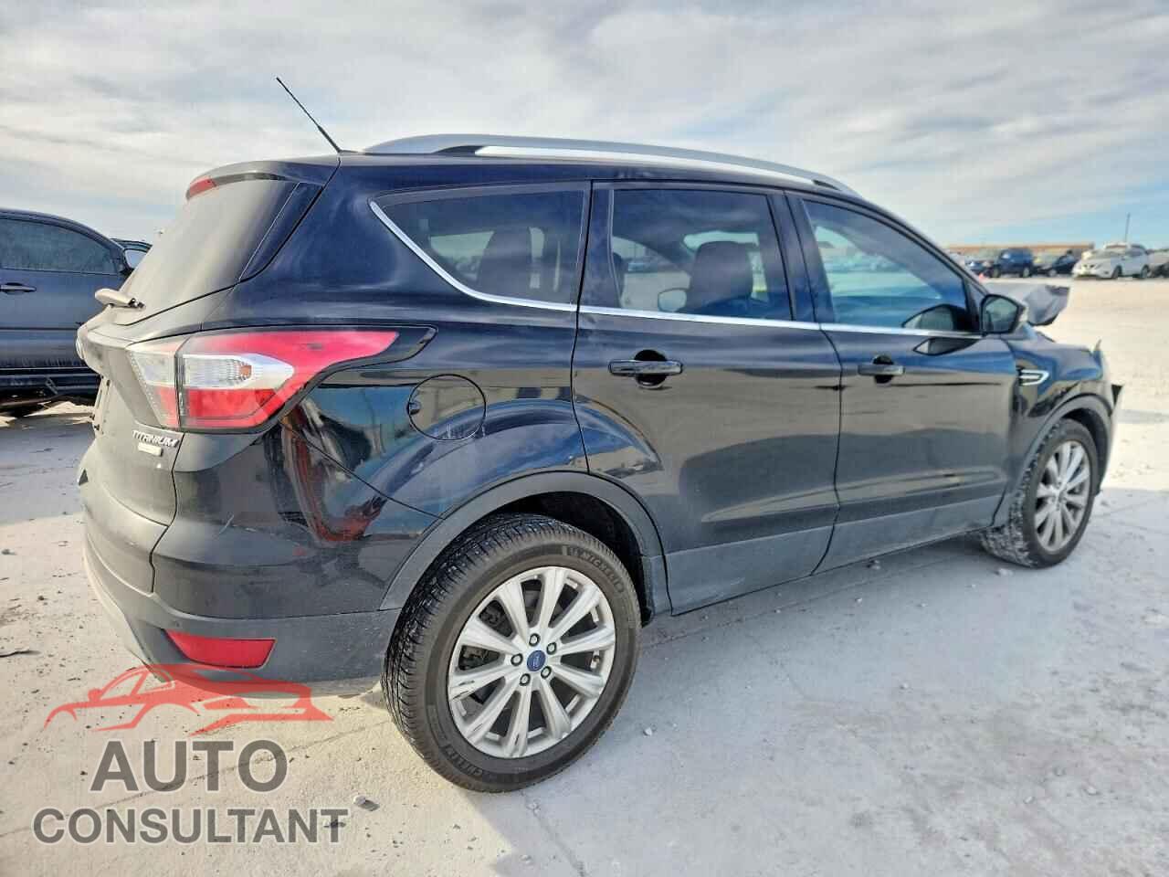 FORD ESCAPE 2017 - 1FMCU0JD7HUD10570