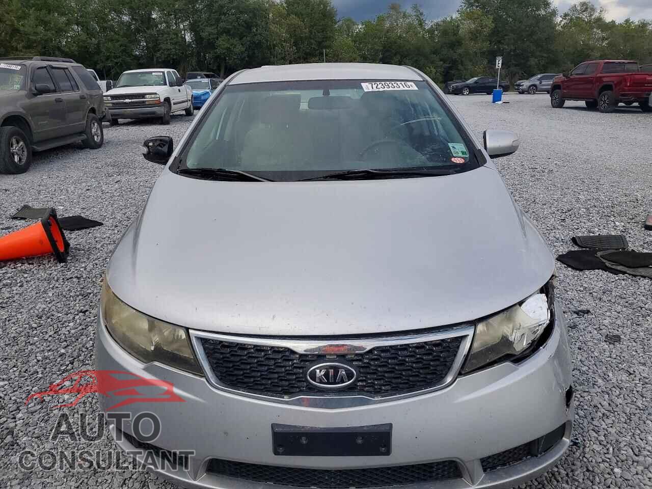 KIA FORTE 2010 - KNAFU4A22A5116677
