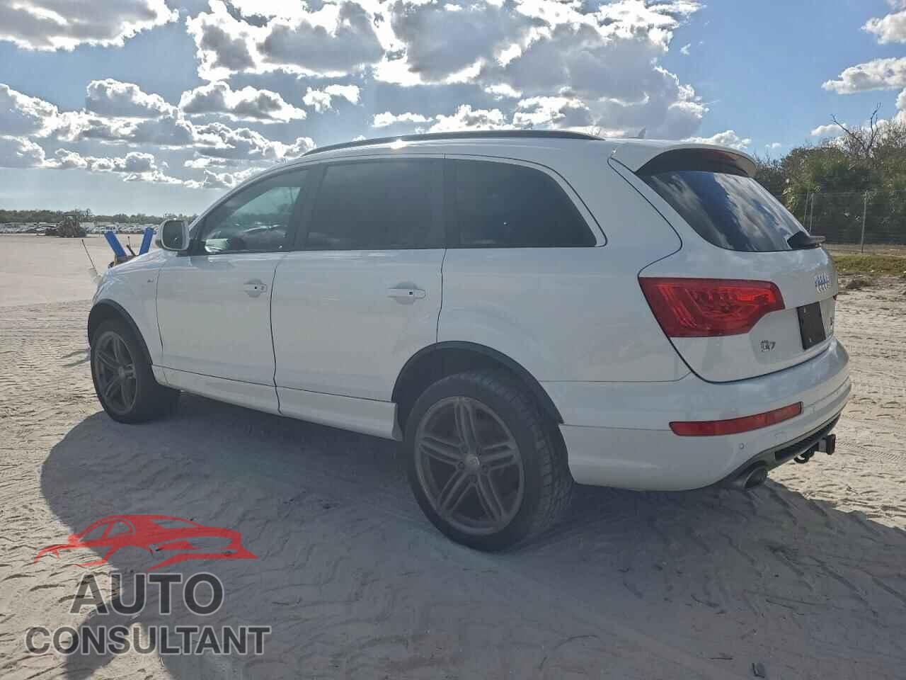 AUDI Q7 2014 - WA1WMAFE7ED003897