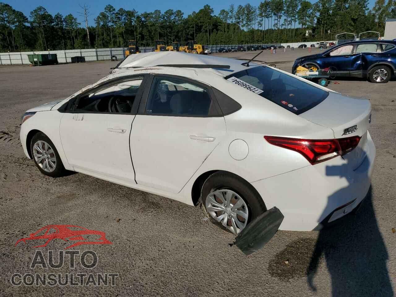 HYUNDAI ACCENT 2018 - 3KPC24A30JE018384