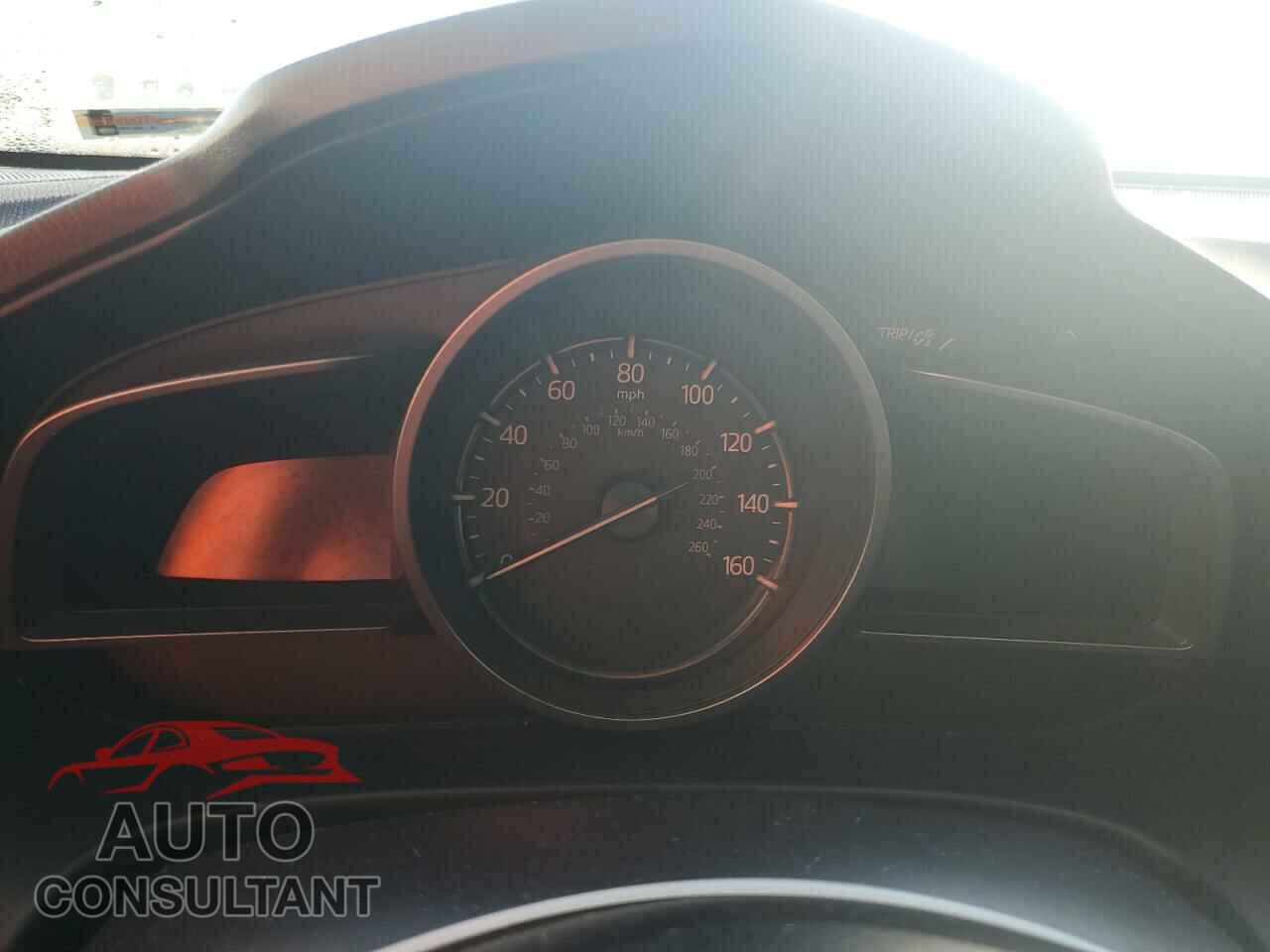 MAZDA 3 2018 - 3MZBN1L39JM270524