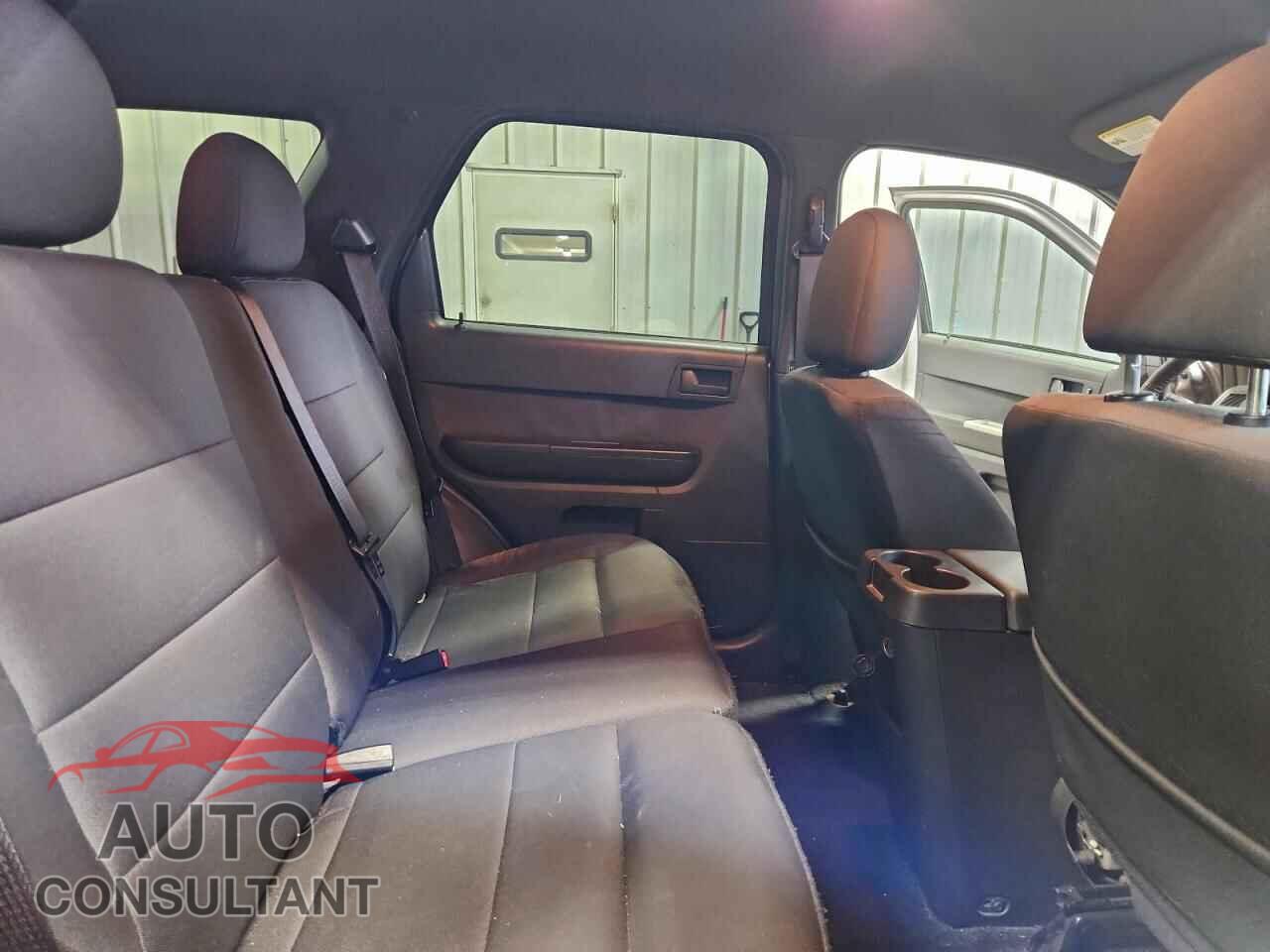 FORD ESCAPE 2010 - 1FMCU0DG0AKC42474