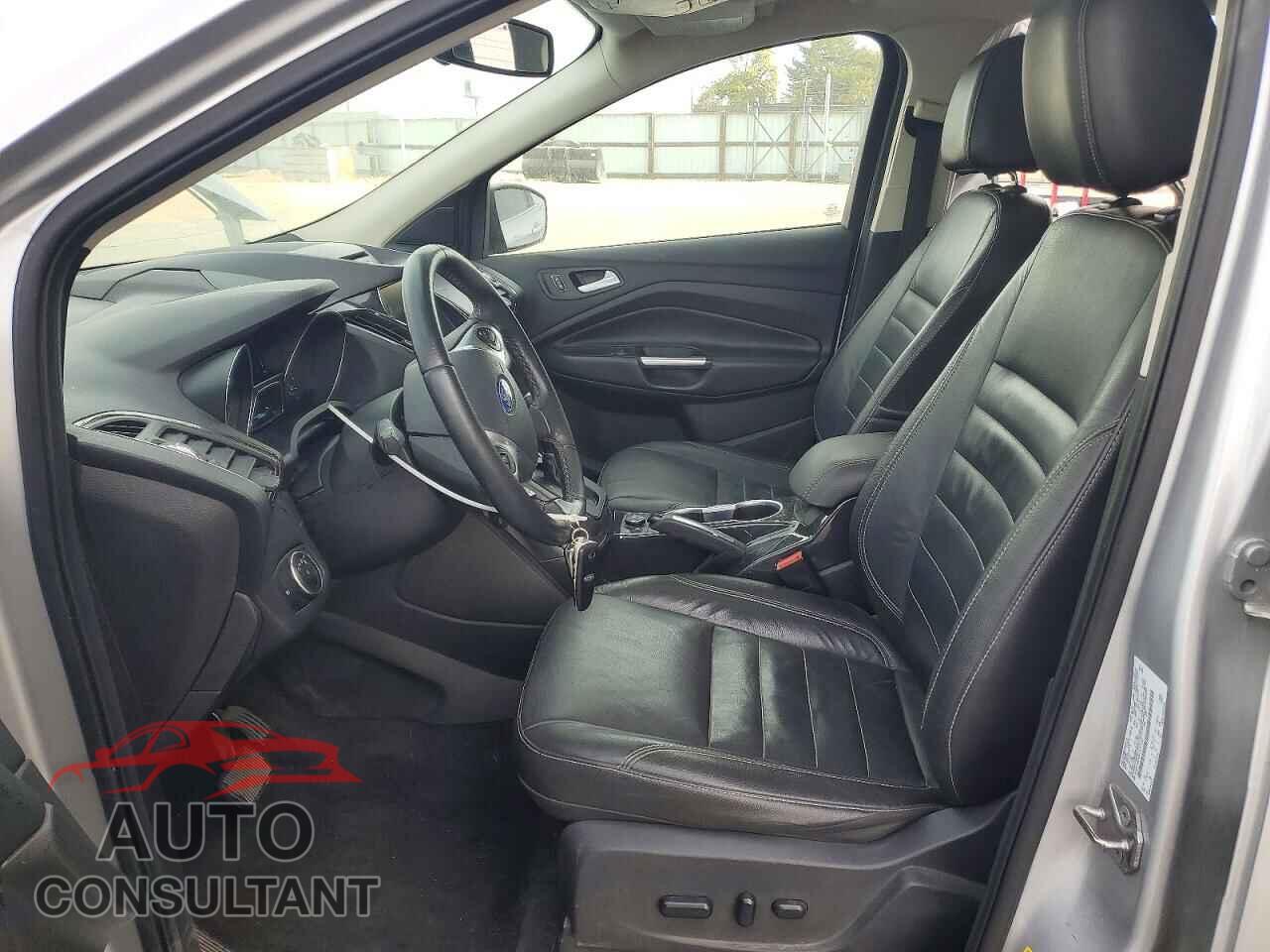 FORD ESCAPE 2015 - 1FMCU9JX6FUC77122