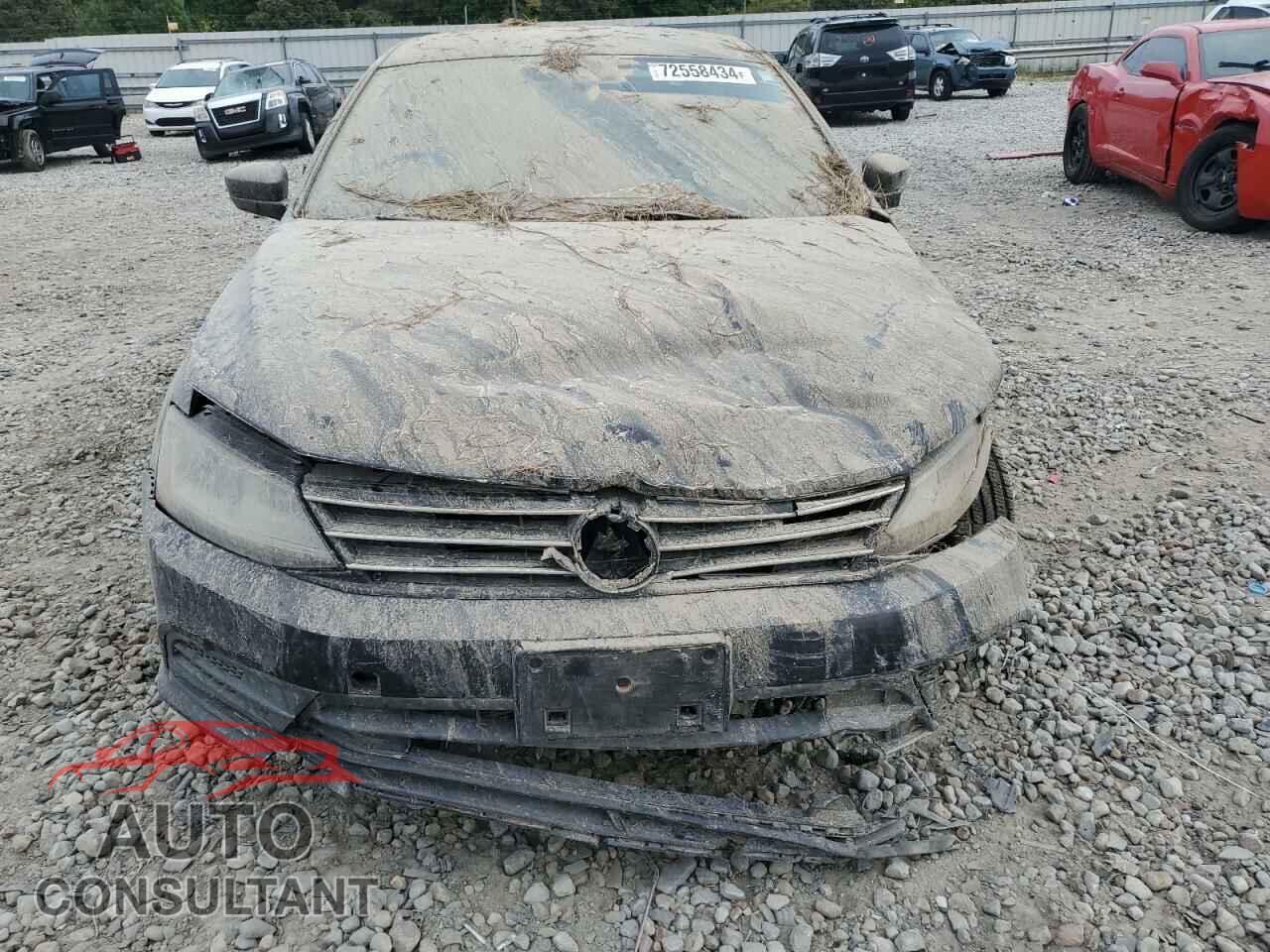 VOLKSWAGEN JETTA 2017 - 3VW2B7AJ0HM237919