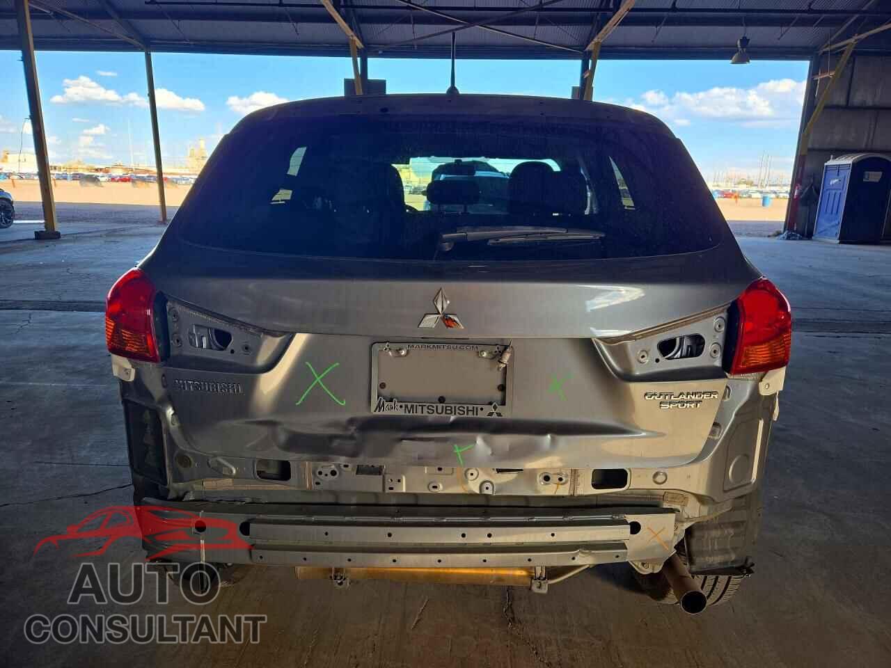 MITSUBISHI OUTLANDER 2015 - 4A4AP3AU0FE058746