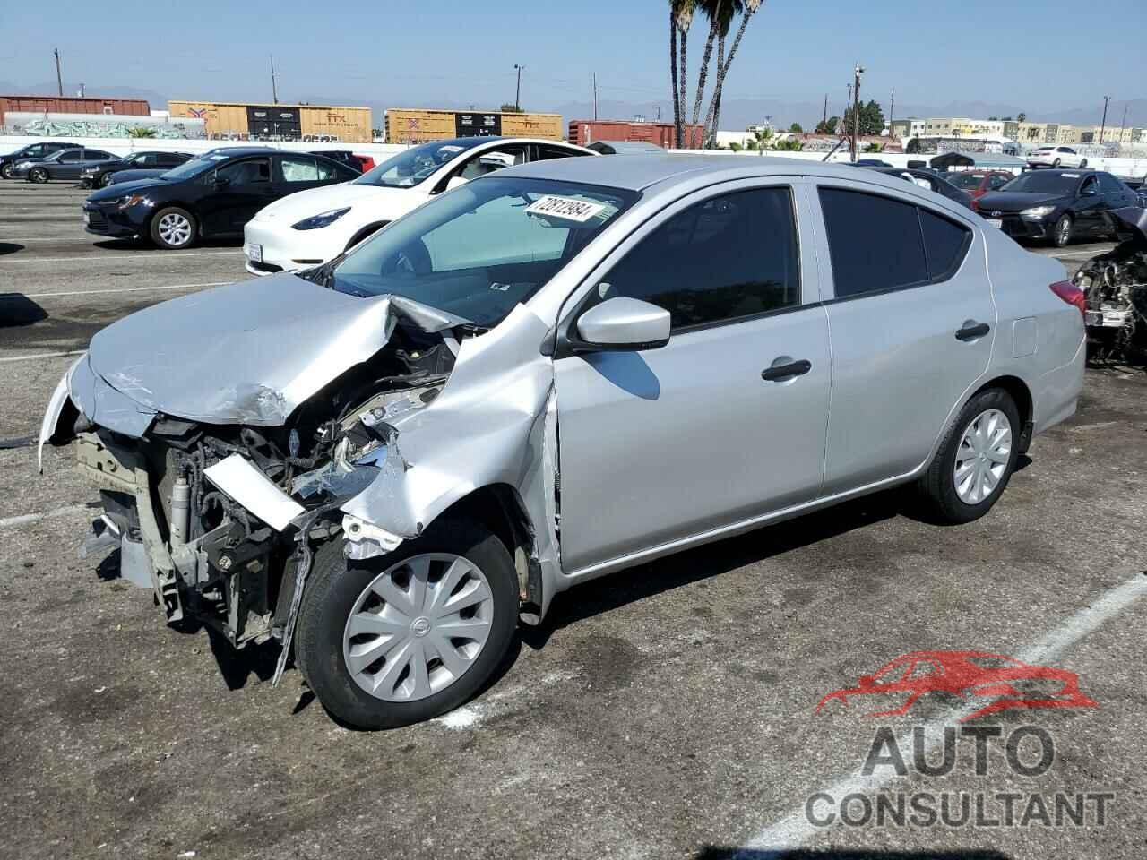 NISSAN VERSA 2017 - 3N1CN7AP4HL879751