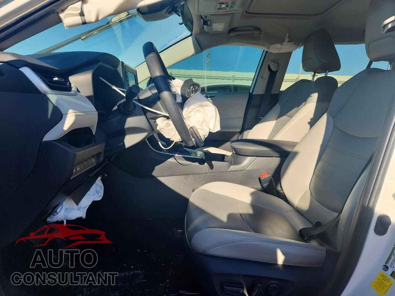 TOYOTA RAV4 2020 - 2T3C1RFVXLC039617