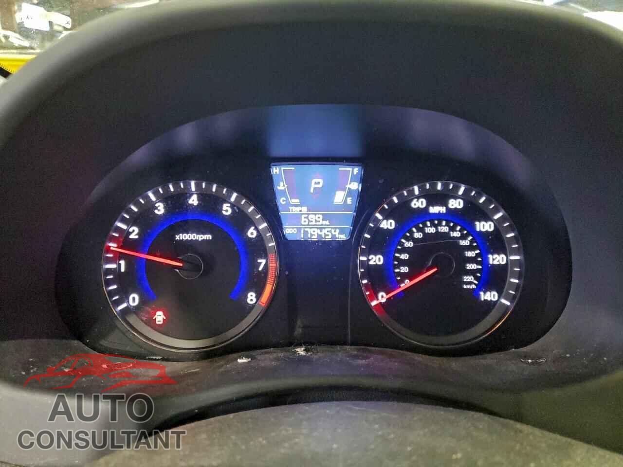 HYUNDAI ACCENT 2013 - KMHCT4AE8DU314141