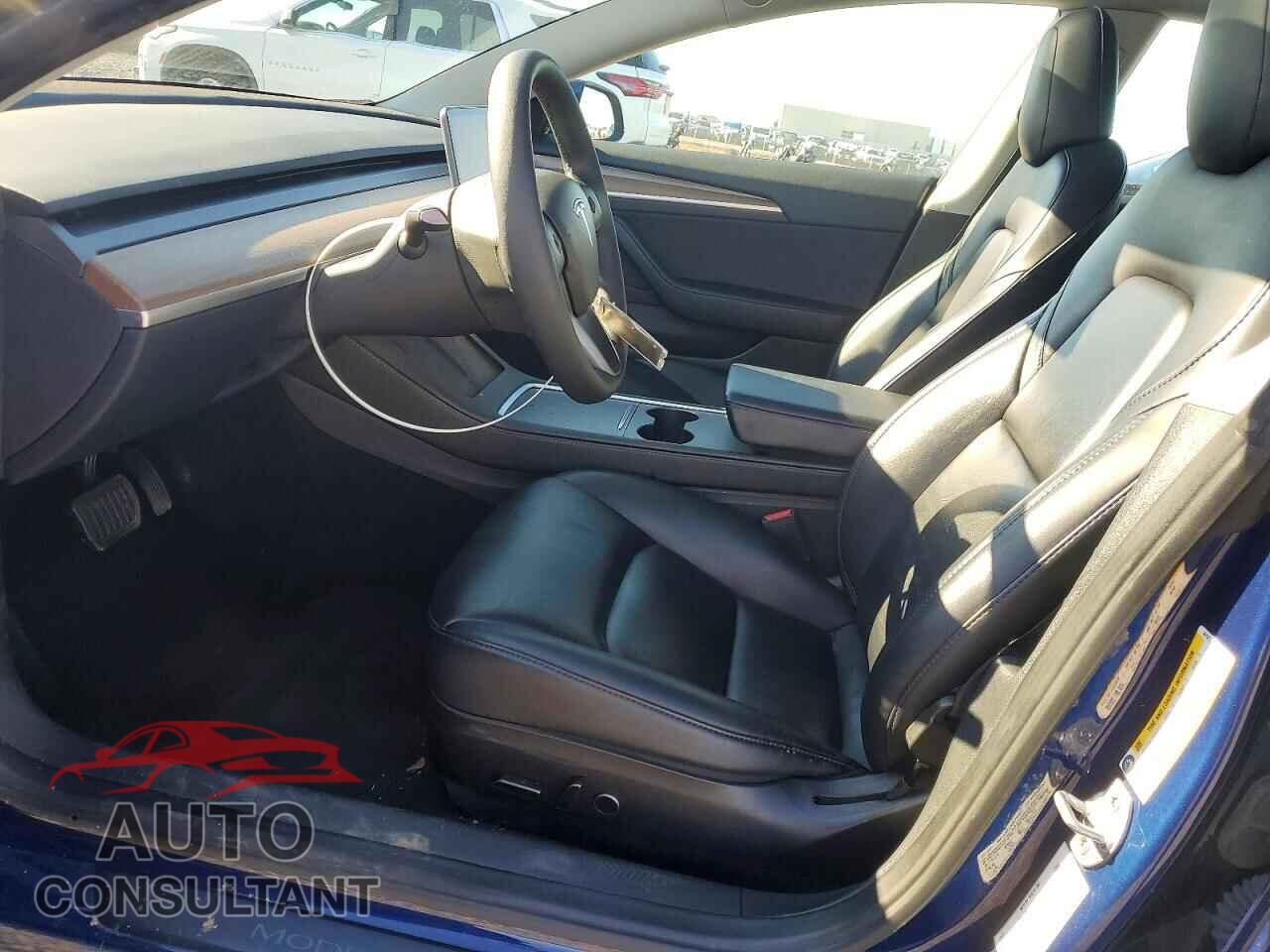 TESLA MODEL 3 2023 - 5YJ3E1EA5PF447523
