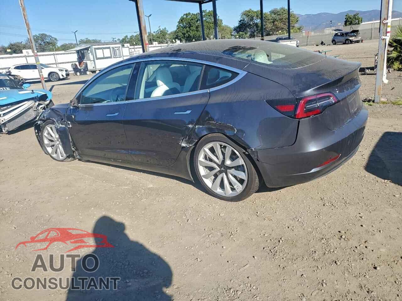 TESLA MODEL 3 2018 - 5YJ3E1EA5JF169066
