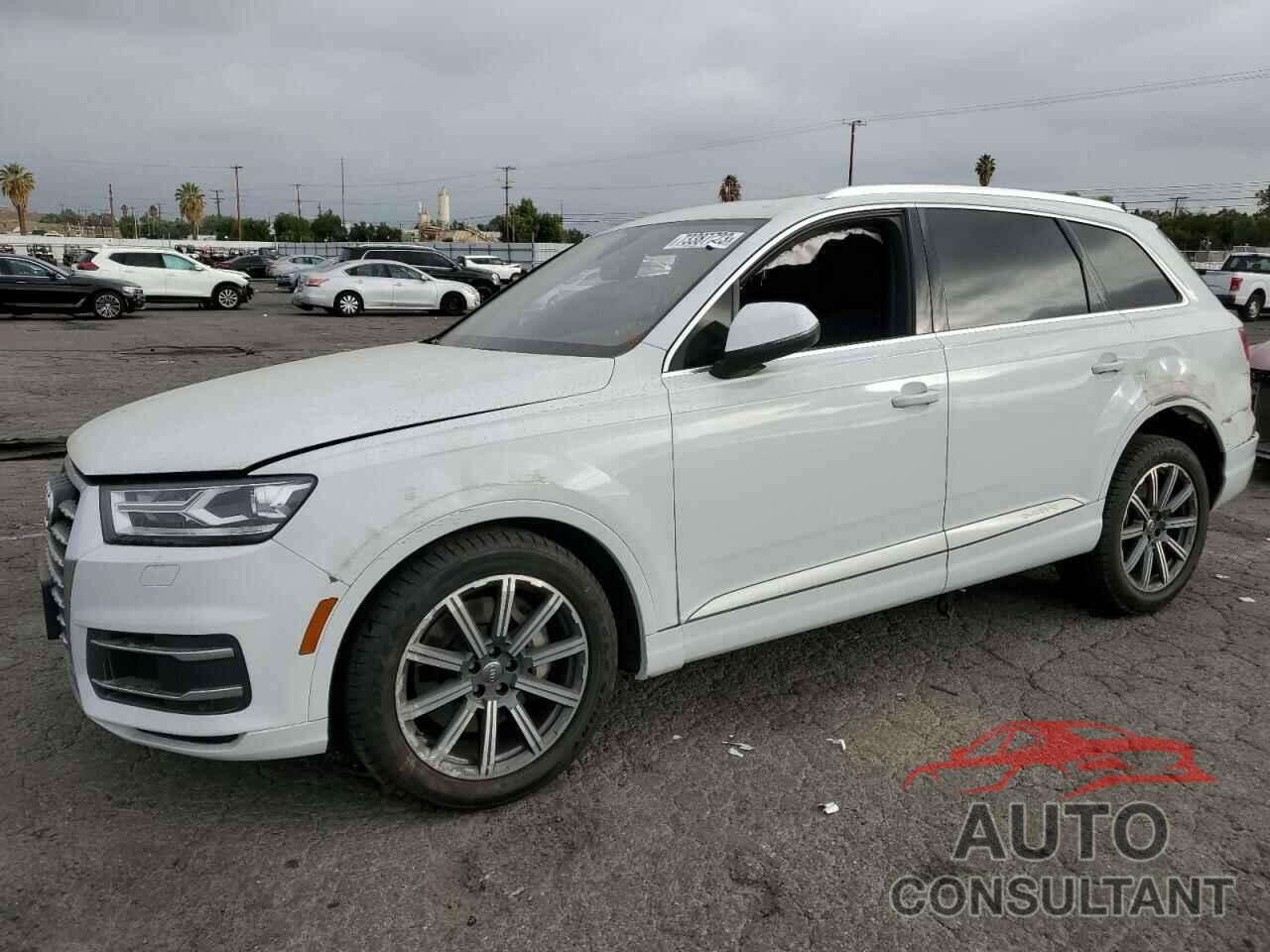 AUDI Q7 2018 - WA1LHAF72JD013059