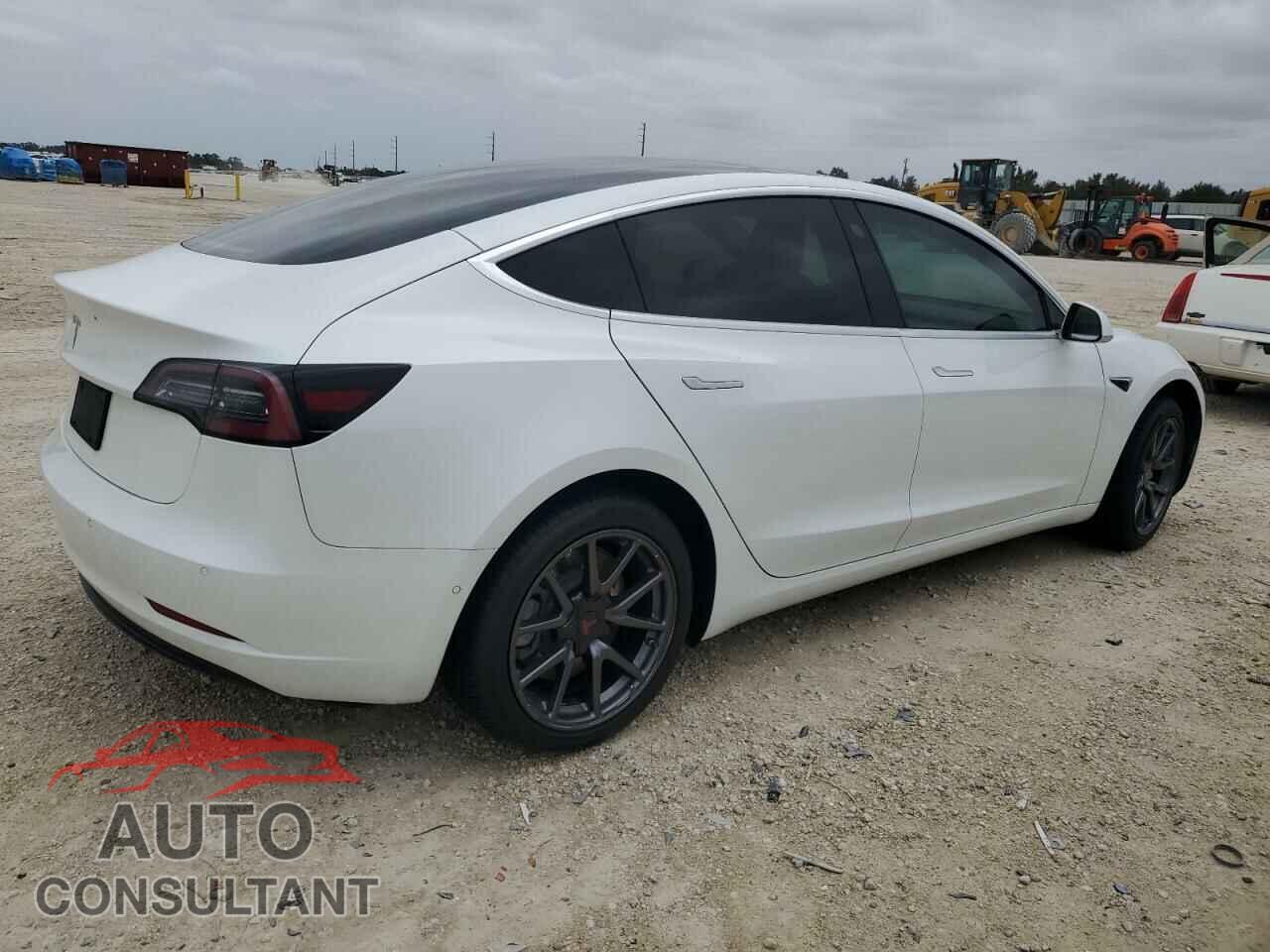 TESLA MODEL 3 2020 - 5YJ3E1EA2LF504772
