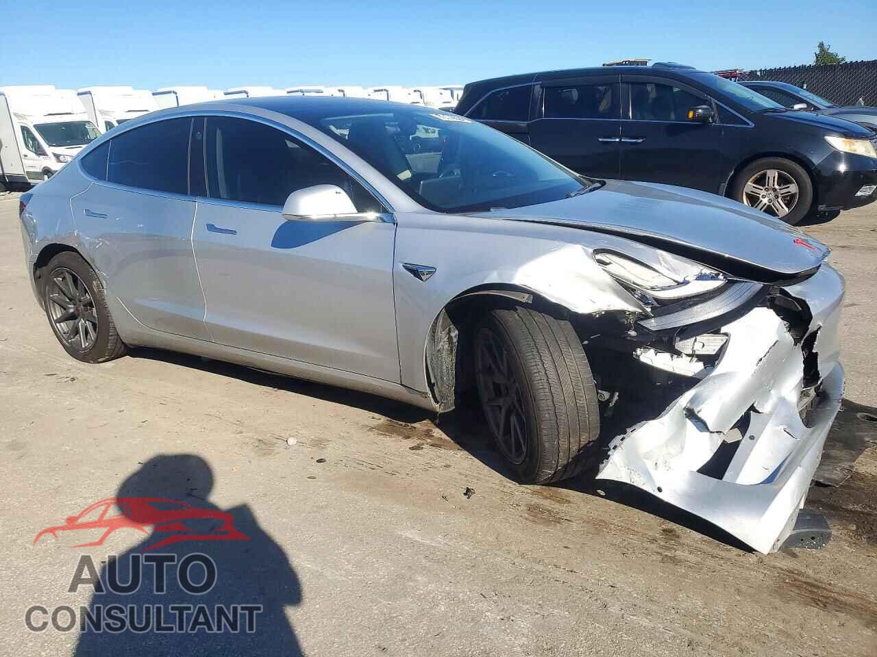 TESLA MODEL 3 2018 - 5YJ3E1EA6JF052080