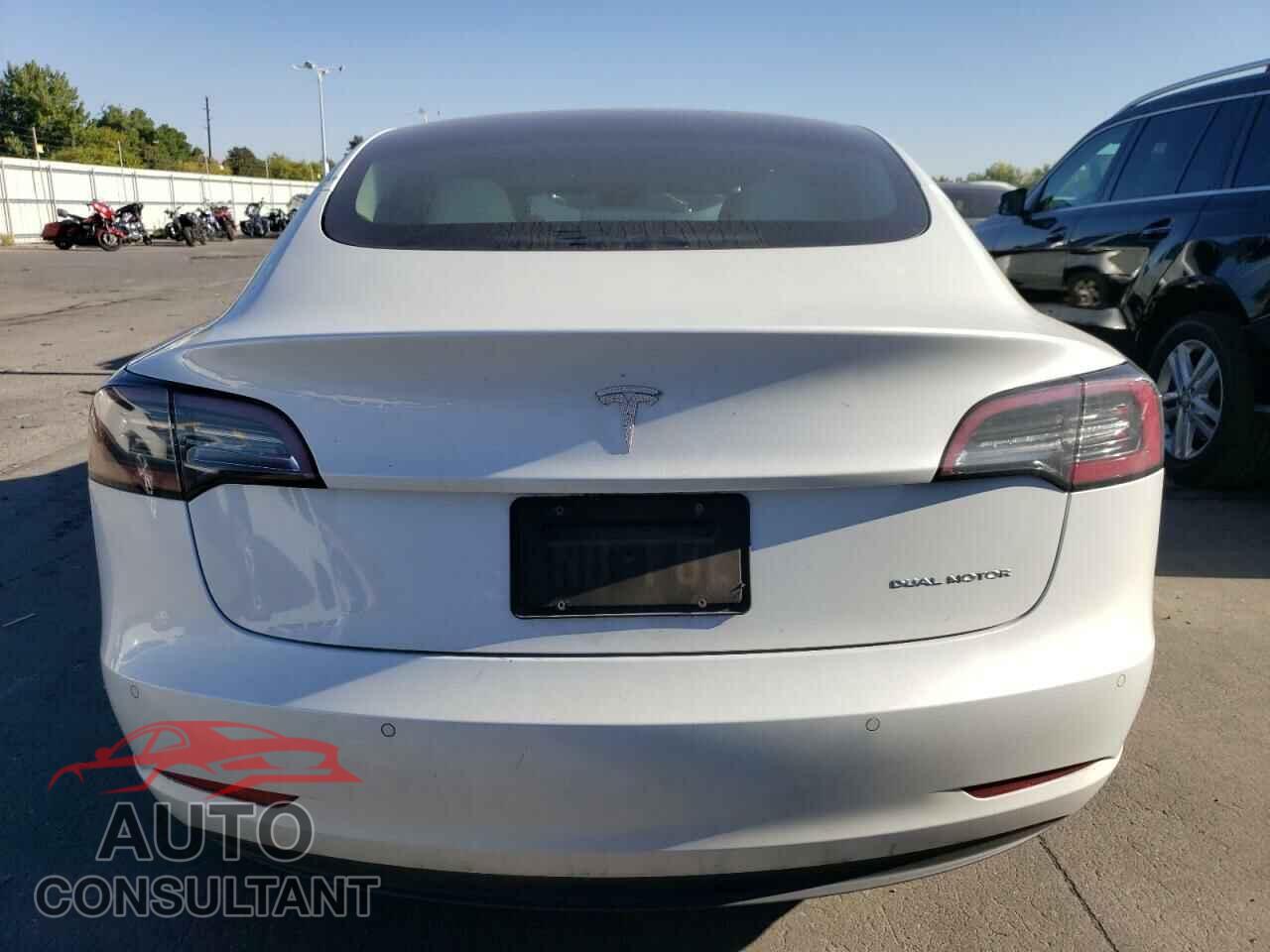 TESLA MODEL 3 2021 - 5YJ3E1EBXMF013344