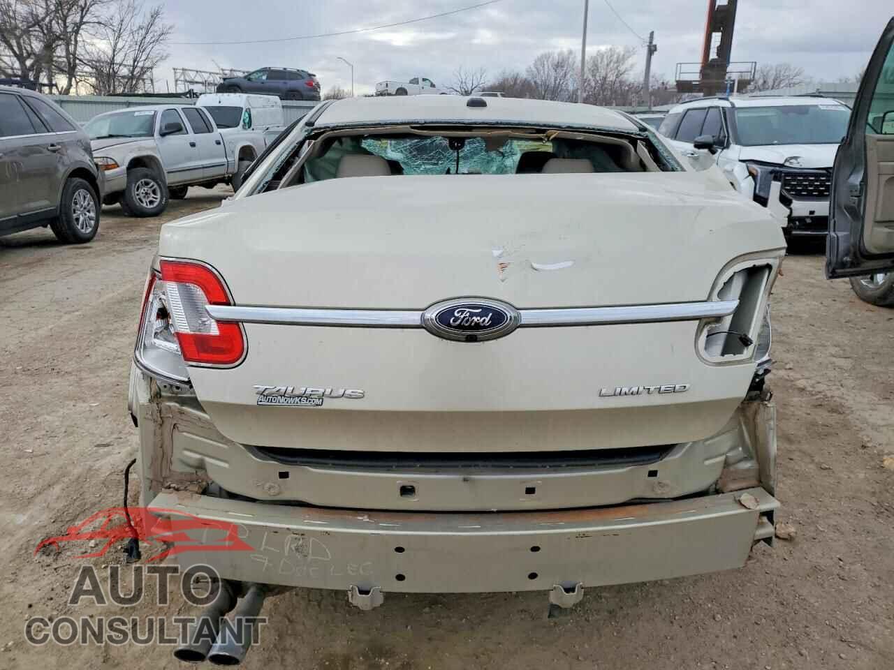 FORD TAURUS 2010 - 1FAHP2FW1AG139543
