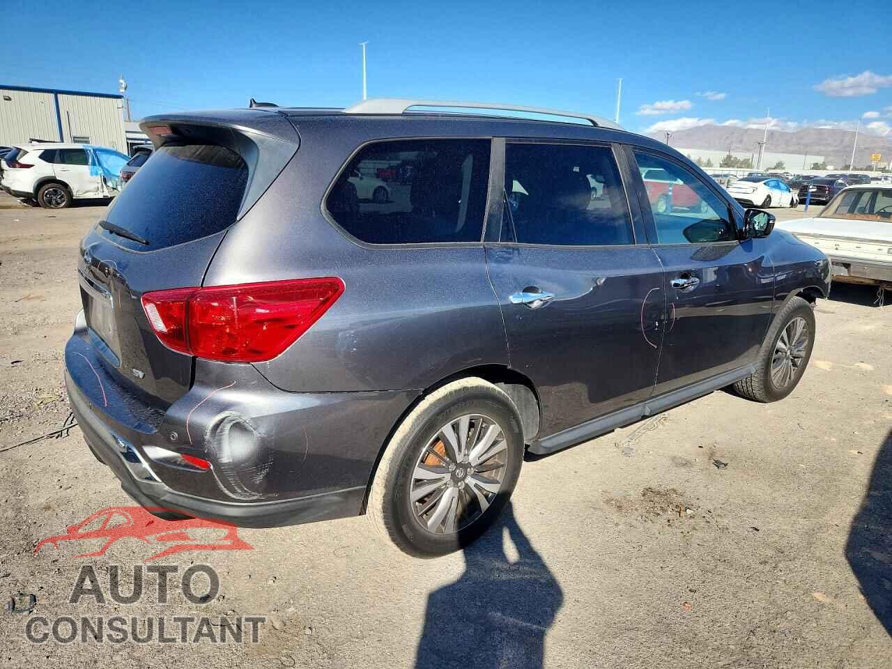 NISSAN PATHFINDER 2017 - 5N1DR2MN4HC679673