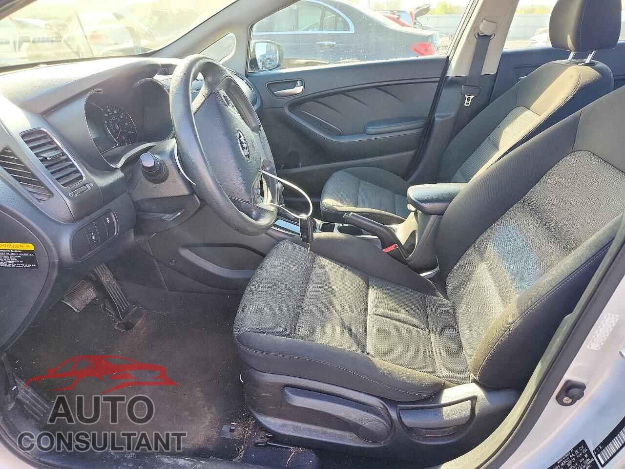 KIA FORTE 2017 - 3KPFK4A77HE027061