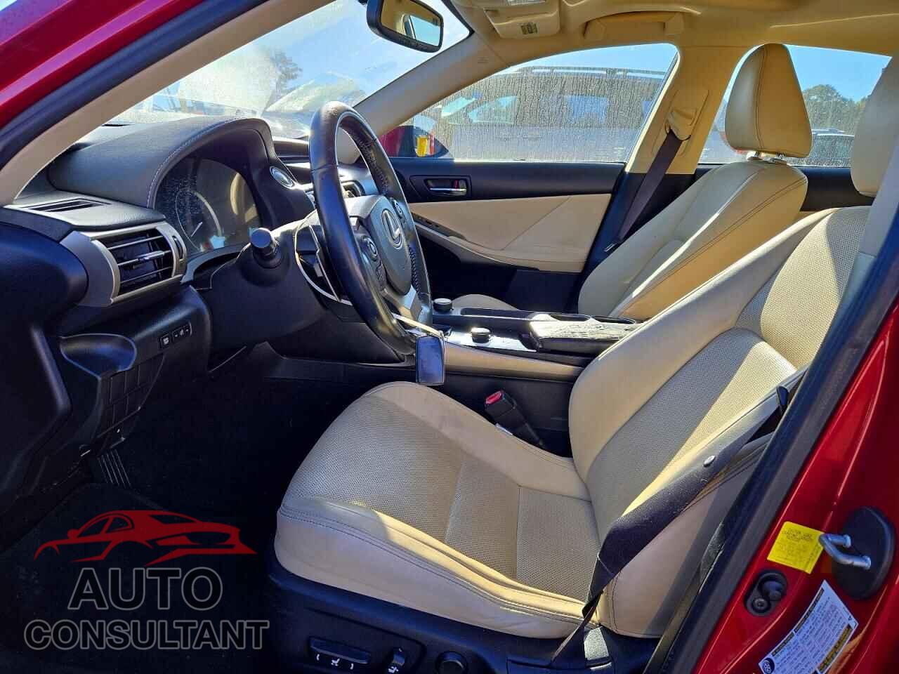 LEXUS IS 2014 - JTHBF1D2XE5029202