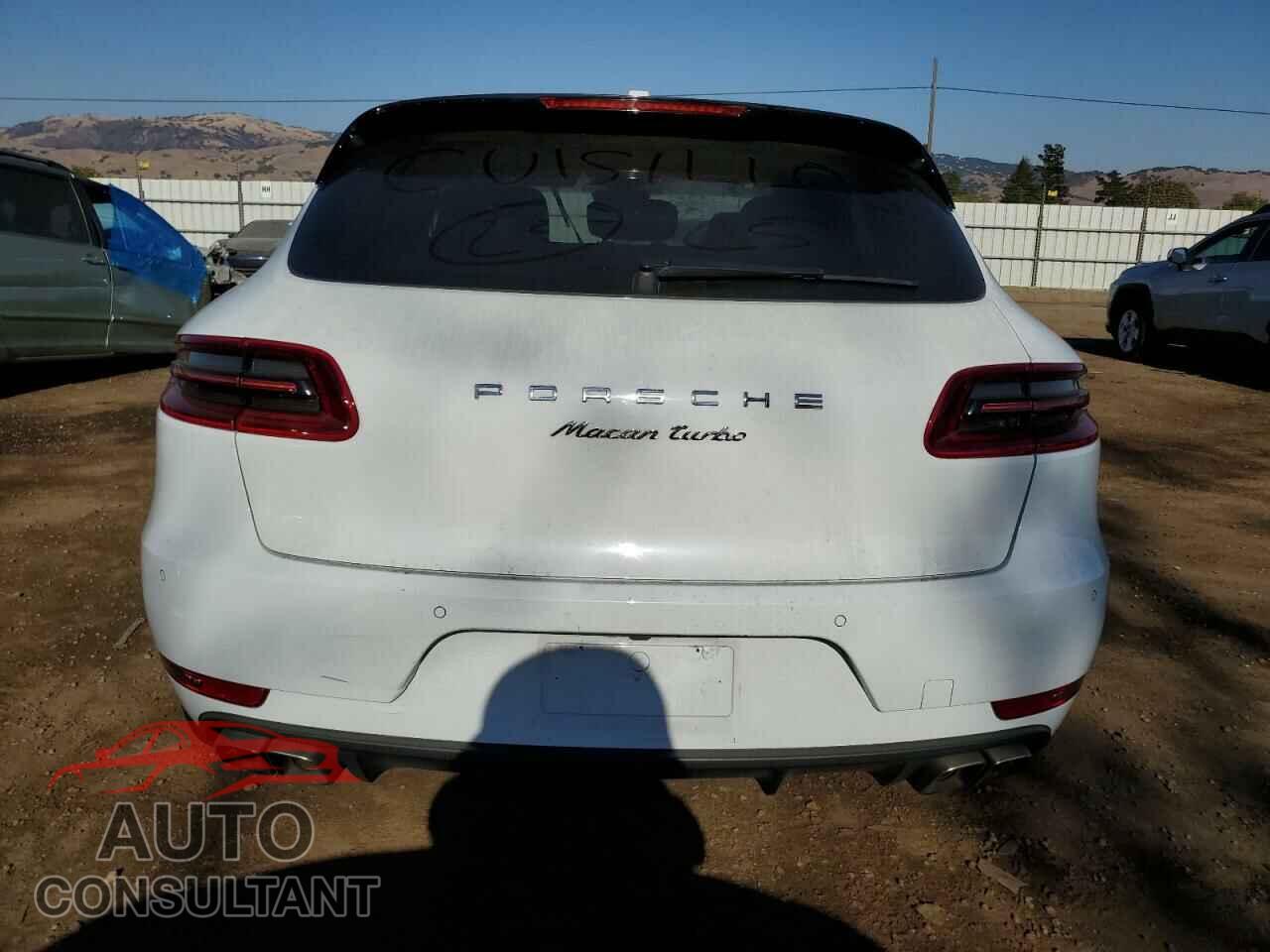 PORSCHE MACAN 2016 - WP1AF2A59GLB92065