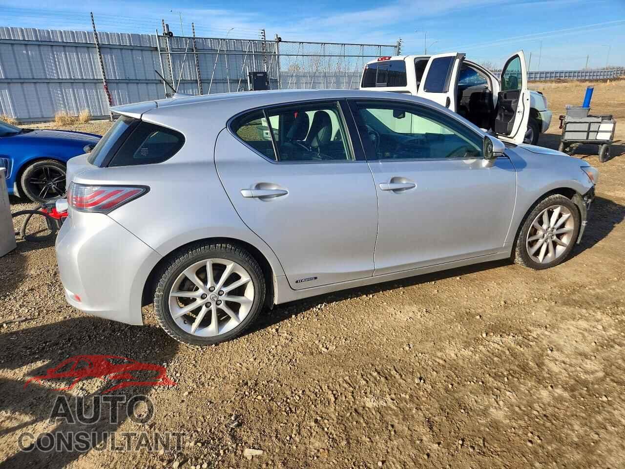 LEXUS CT 200 2011 - JTHKD5BH5B2041677