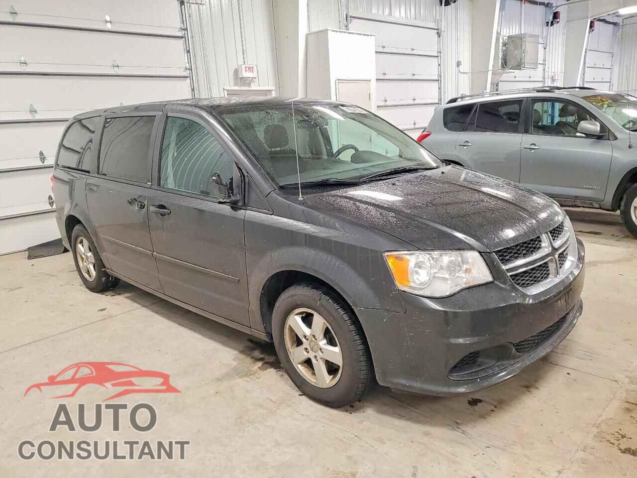 DODGE CARAVAN 2011 - 2D4RN3DG1BR700896