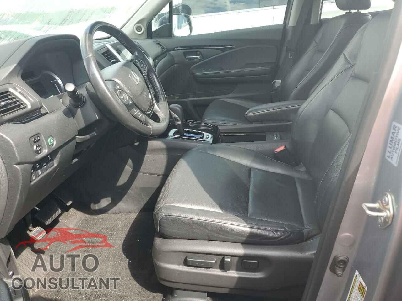 HONDA RIDGELINE 2017 - 5FPYK3F77HB026957