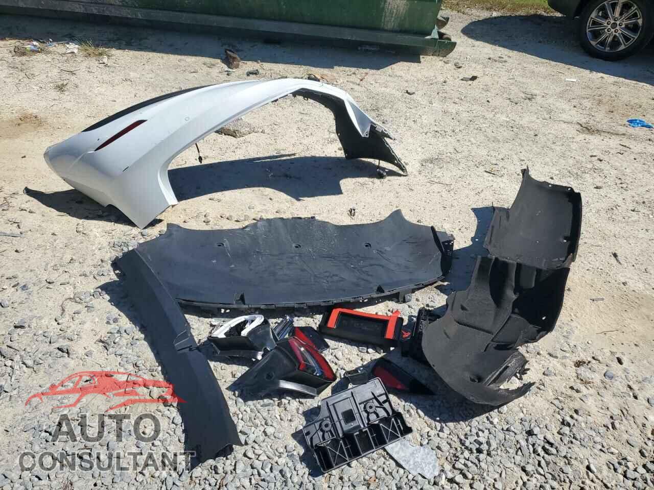 TESLA MODEL 3 2018 - 5YJ3E1EB6JF067526