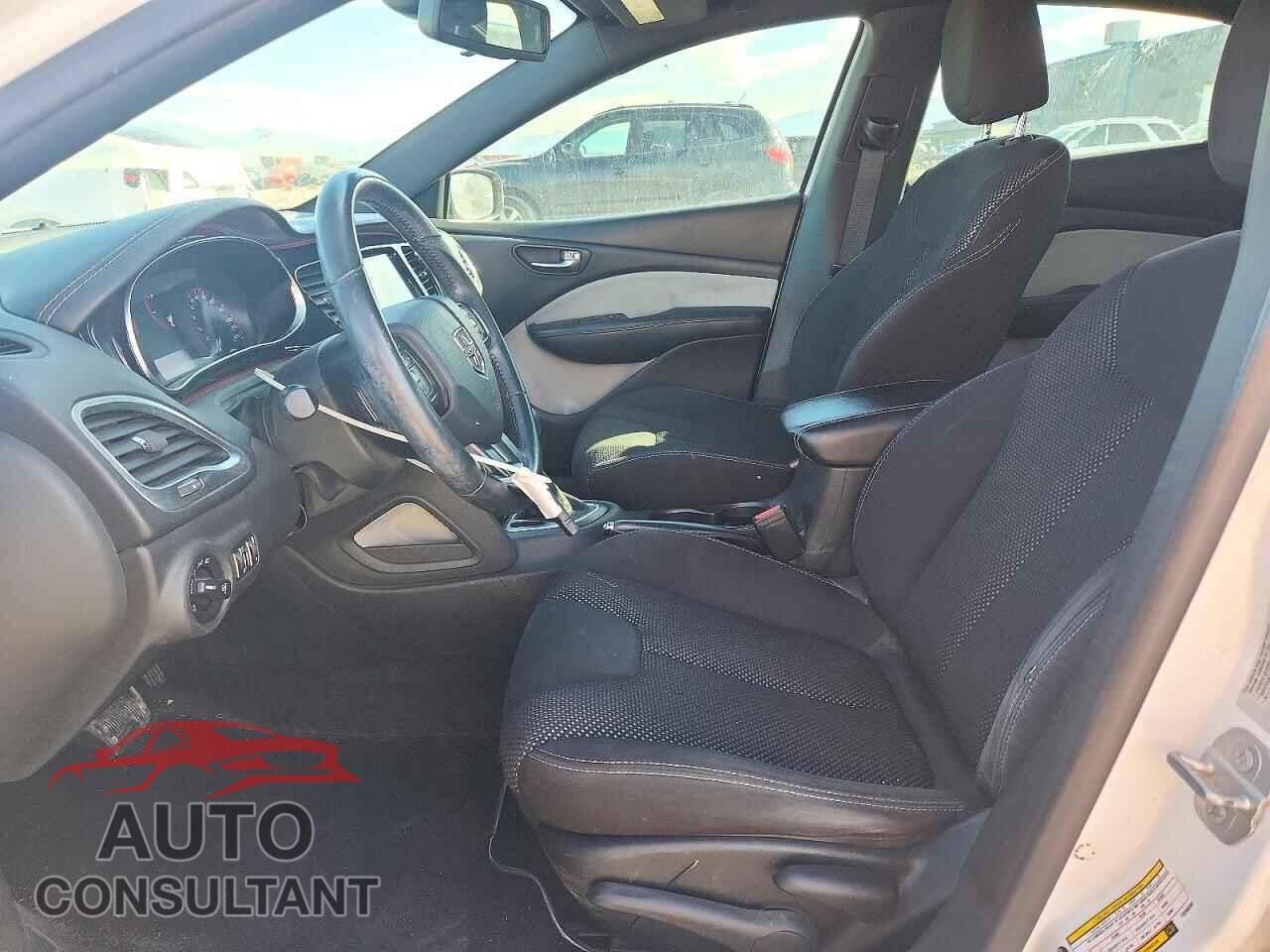 DODGE DART 2015 - 1C3CDFBB0FD268300