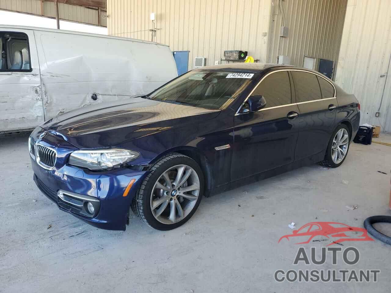 BMW 5 SERIES 2016 - WBA5B3C5XGG255861