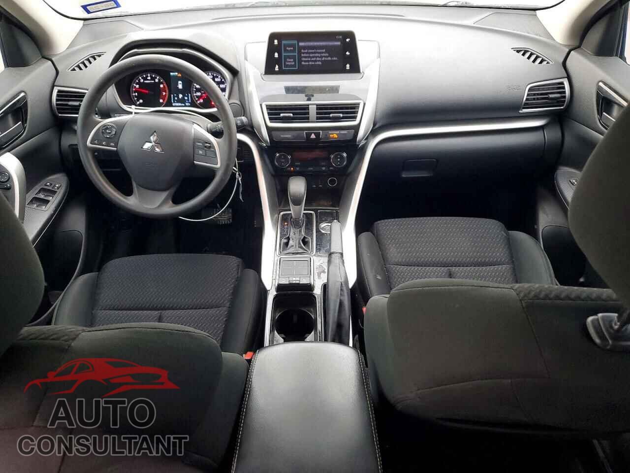 MITSUBISHI ECLIPSE 2018 - JA4AT4AA8JZ069195