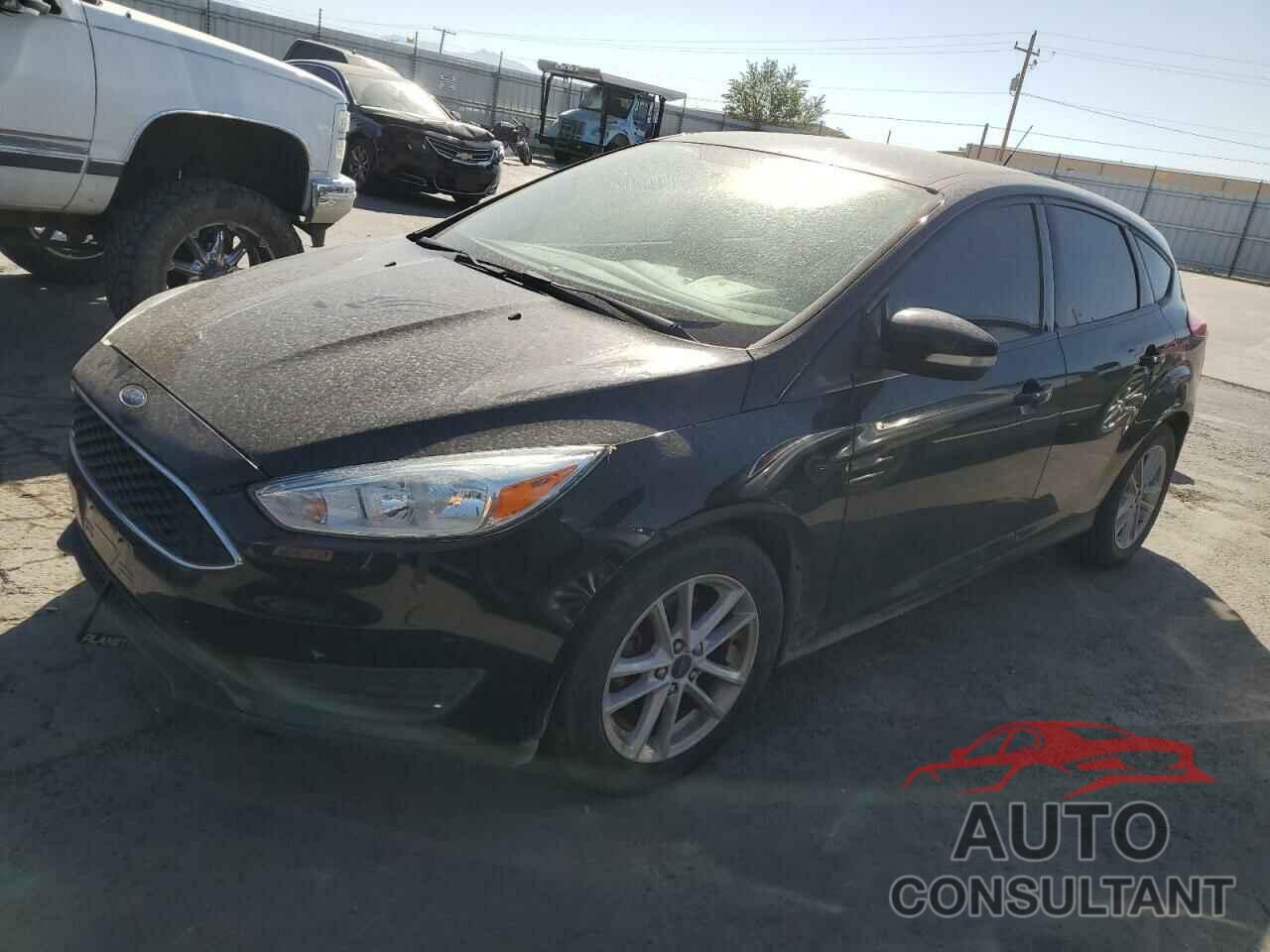 FORD FOCUS 2017 - 1FADP3K22HL215960