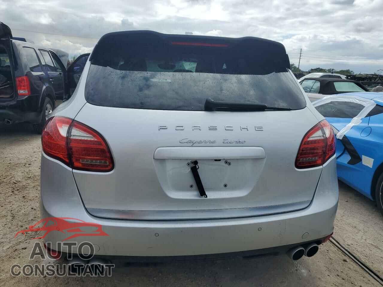 PORSCHE CAYENNE 2013 - WP1AC2A26DLA91639