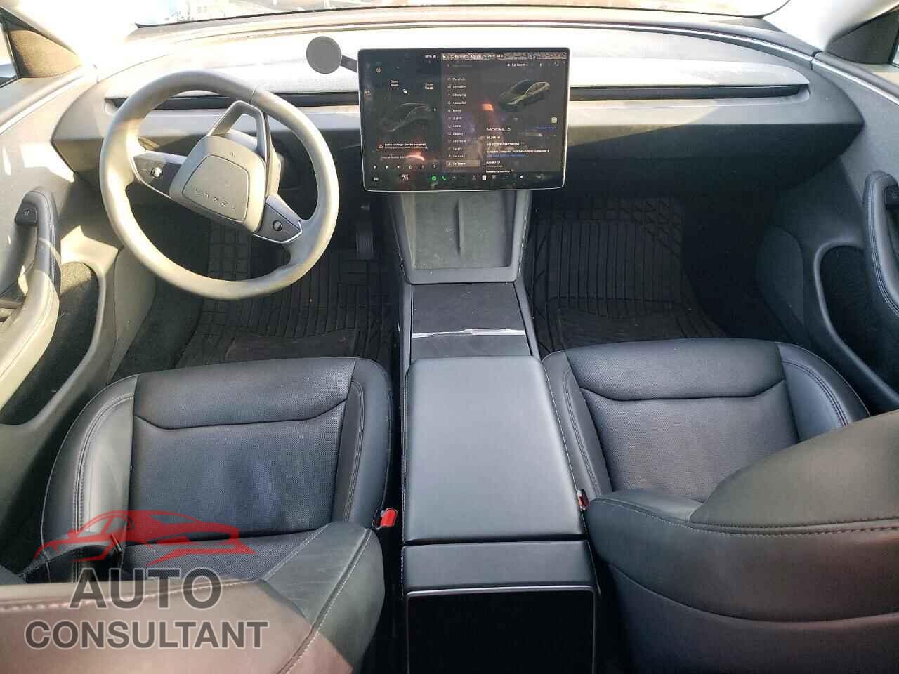TESLA MODEL 3 2024 - 5YJ3E1EA0RF745366