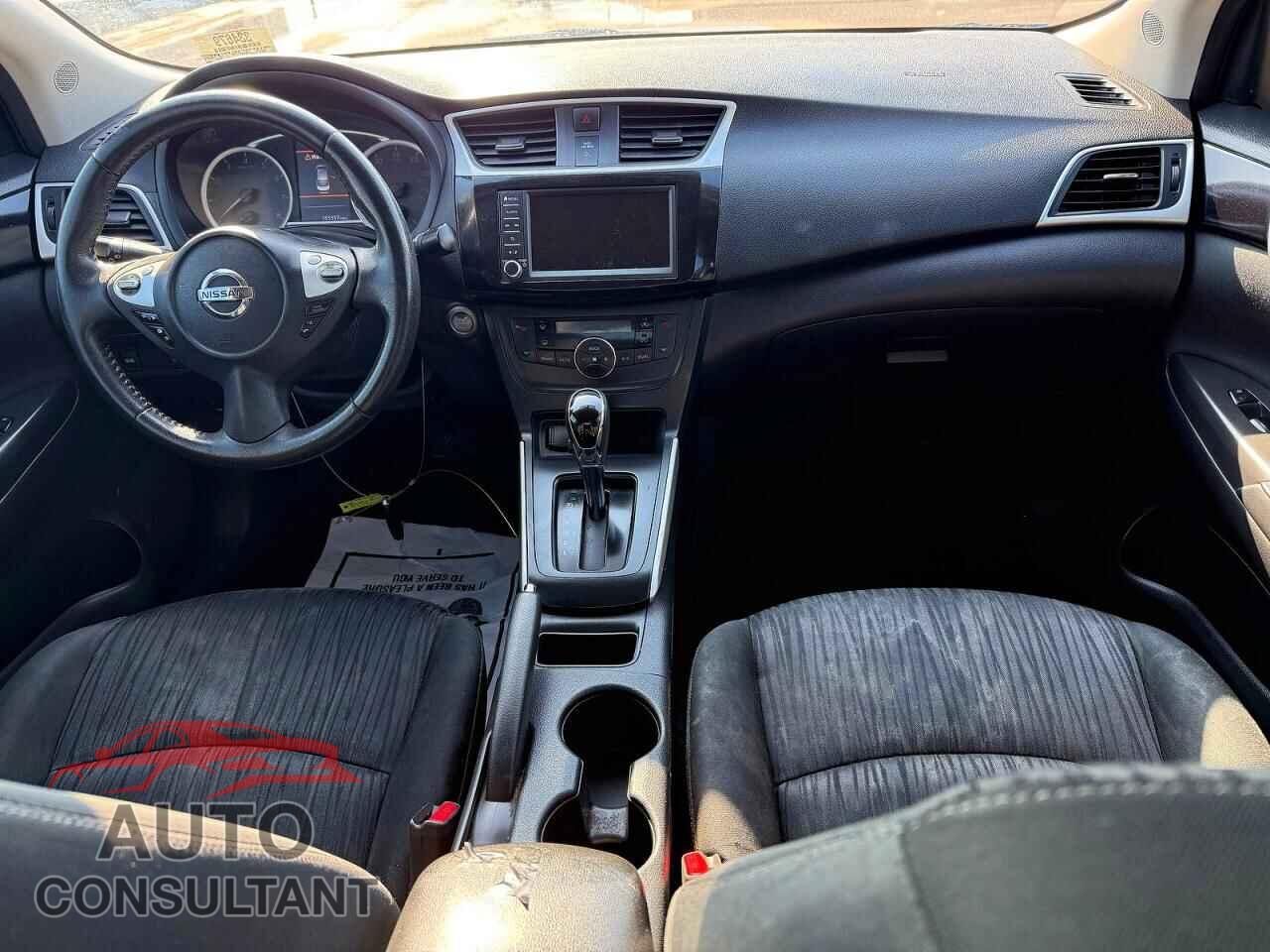 NISSAN SENTRA 2019 - 3N1AB7AP3KL607411